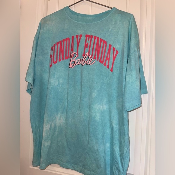Barbie Women’s Sunday Funday Oversized Short Sleeve Graphic Blue T-shirt Size S - Picture 1 of 8